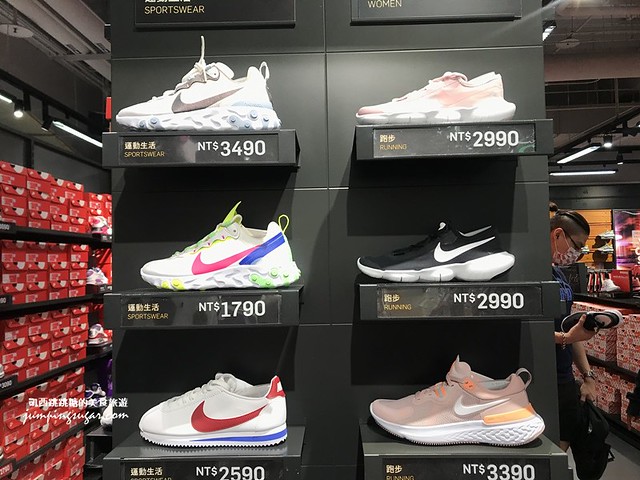 NIKE OUTLET 球鞋0051