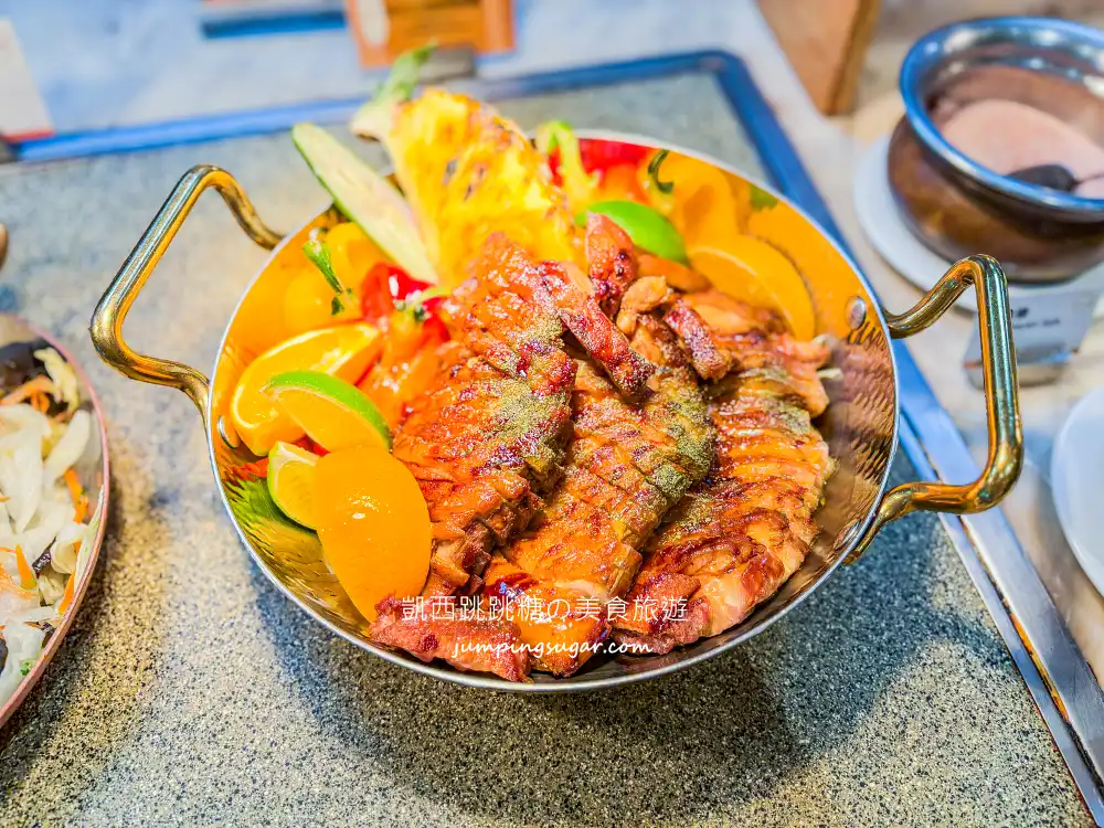 台北六福萬怡酒店【敘日全日餐廳】自助餐吃到飽，菜單價錢一次看！