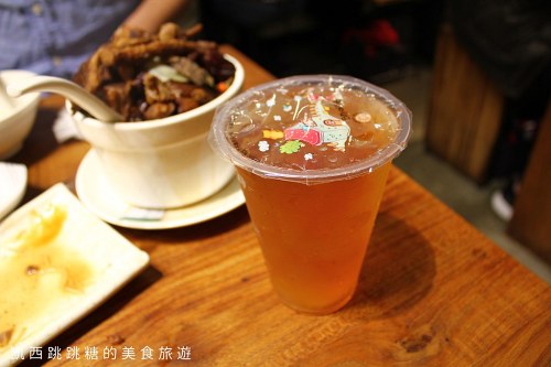 【台北善導寺美食】雙月食品社，油飯雞湯必點推薦(菜單價錢)