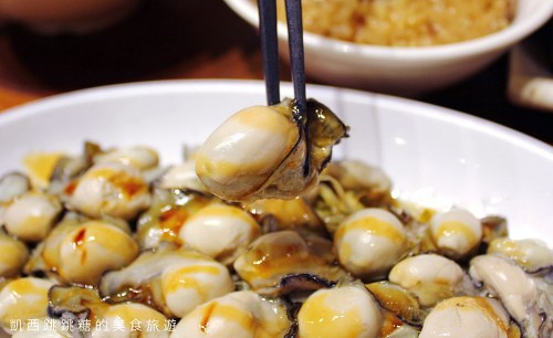 【台北善導寺美食】雙月食品社，油飯雞湯必點推薦(菜單價錢)