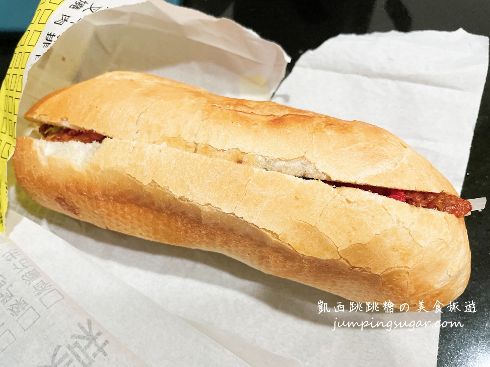 【台北松山】黑龍越南法國麵包，每日現做出爐口味超多 ! #五分埔美食