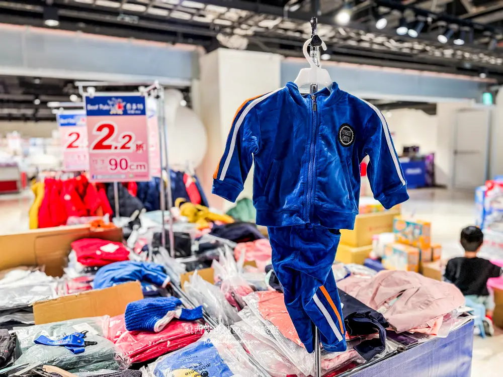 【新莊宏匯廣場11樓】金安德森嬰幼童裝2.2折 ! 童鞋390元、童書教具玩具65折 ! 活動只到2/22 (快閃特賣只有20天) 【新莊宏匯廣場11樓】金安德森嬰幼童裝2.2折 ! 童鞋390元、童書教具玩具65折 ! 活動只到2/22 (快閃特賣只有20天)