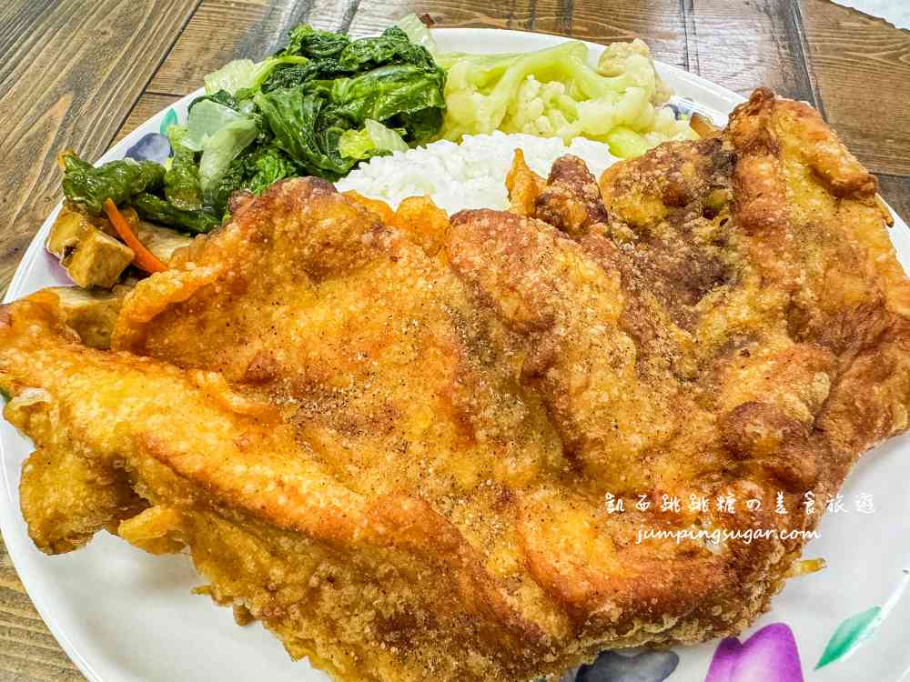 南港美食琪林食堂 | 南港展覽館排隊便當,每天只開2小時,附湯飲料菜單