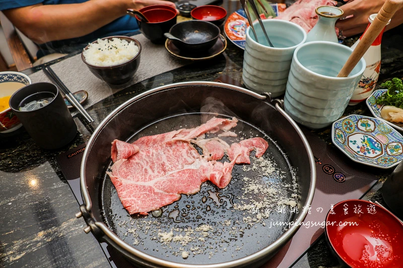 【大安區美食】橋山壽喜燒，台北最強壽喜燒火鍋 ! 日本頂級米其林主廚指導壽喜燒專門店