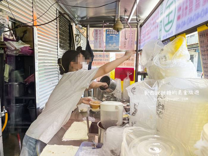 【彰化田中】豆花王，田中美食老字號豆花！營業時間不固定.菜單