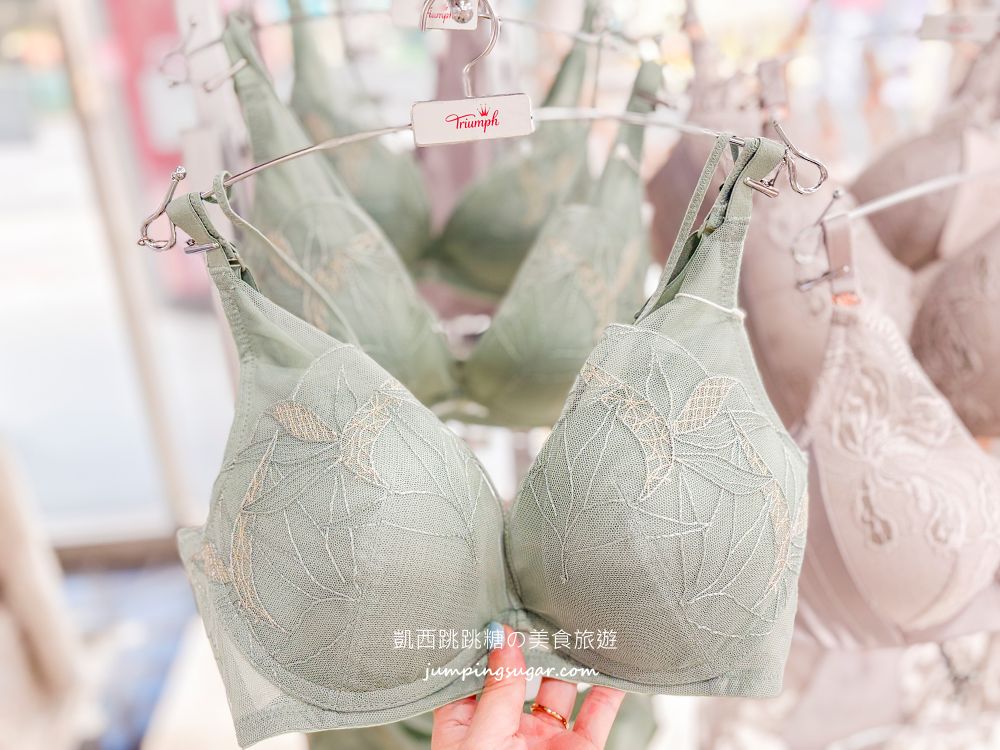 最後倒數 ! 全館買2送3 ! 黛安芬內衣特賣會,內褲5件888元 ! 快閃活動只到1/5~地址 : 台北市中山區南京東路三段77號(玫瑰夫人) 最後倒數 ! 全館買2送3 ! 黛安芬內衣特賣會,內褲5件888元 ! 快閃活動只到1/5~地址 : 台北市中山區南京東路三段77號(玫瑰夫人)