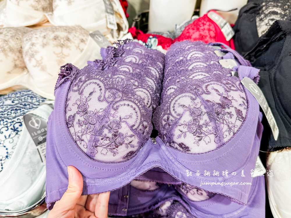 台北快閃店-南京復興【LADY專櫃內衣特賣會】全面3折起、買一送一 ! 地址 : 台北市中山區南京東路三段121號；即日起-10/4