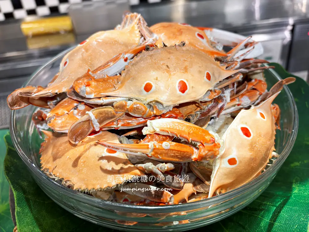 2026台北凱撒大飯店自助餐，150分鐘吃到飽，牛排三點蟹爽吃(菜單價錢)