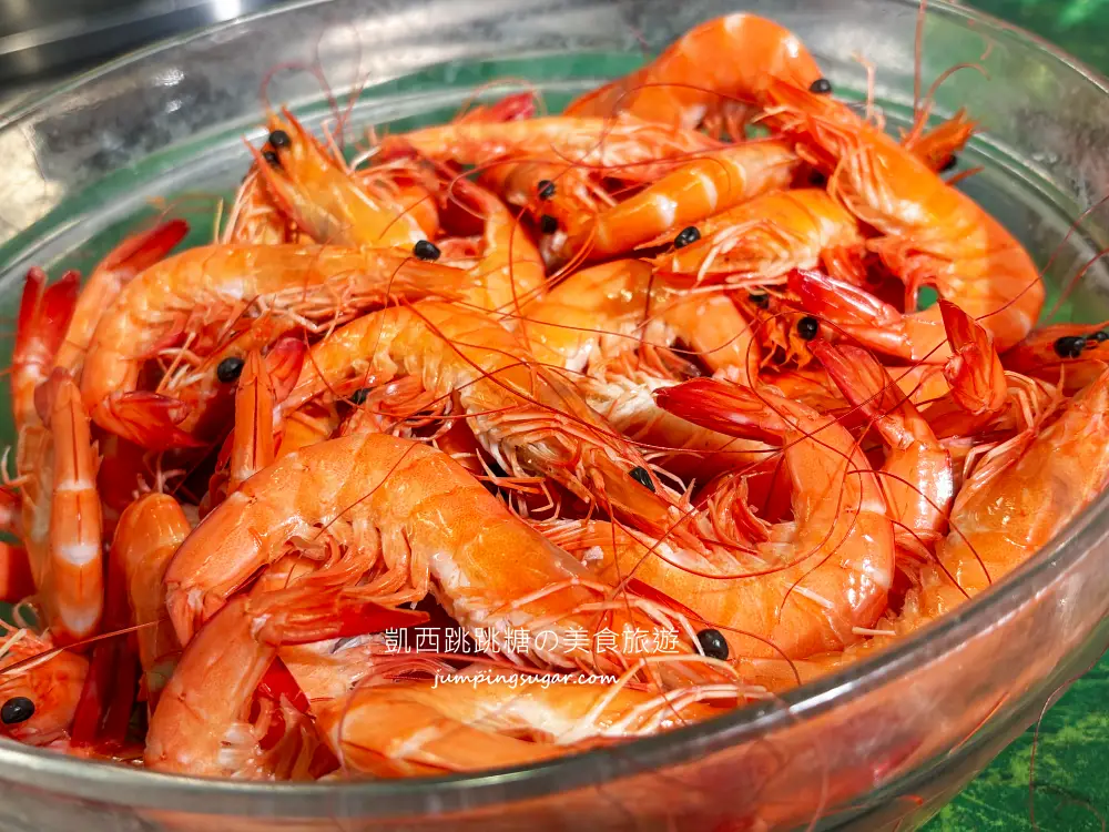 2026台北凱撒大飯店自助餐，150分鐘吃到飽，牛排三點蟹爽吃(菜單價錢)