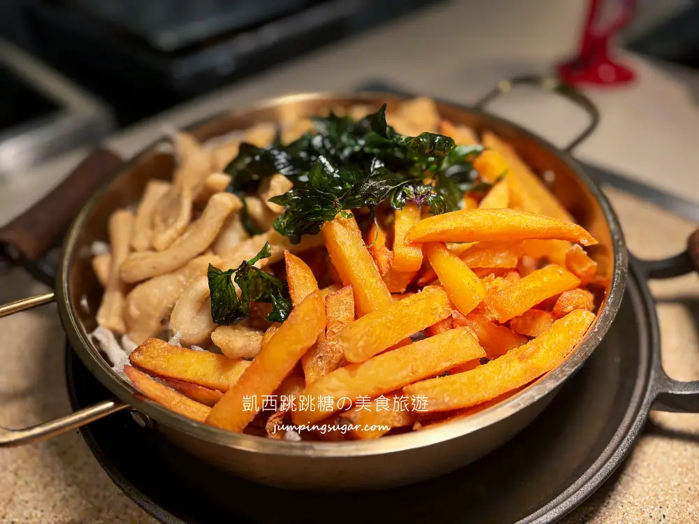 2026台北凱撒大飯店自助餐，150分鐘吃到飽，牛排三點蟹爽吃(菜單價錢)