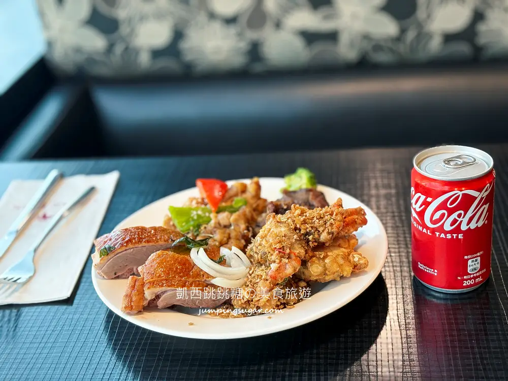 2026台北凱撒大飯店自助餐，150分鐘吃到飽，牛排三點蟹爽吃(菜單價錢)