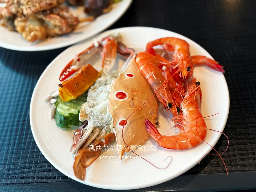 2026台北凱撒大飯店自助餐，150分鐘吃到飽，牛排三點蟹爽吃(菜單價錢)
