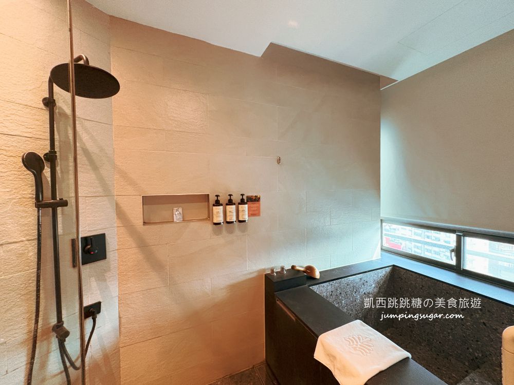 【北投住宿推薦】北投老爺酒店：獨立湯屋、超美房型和眠豆腐寢具，住過一次就愛上！