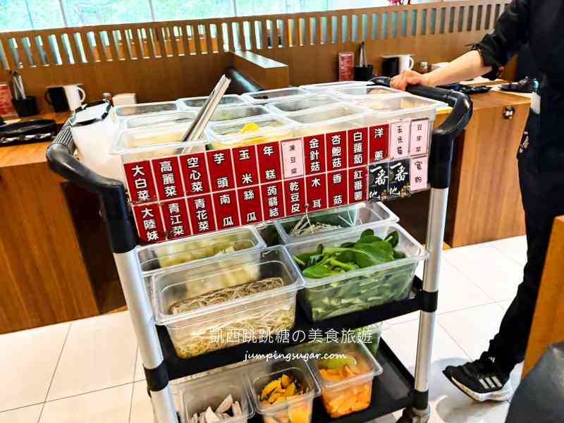 【台北內湖】一番地壽喜燒吃到飽，平日只要548元 (菜單價錢)
