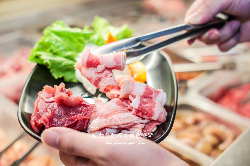 【淡水美食】烤大學 | 火鍋烤肉兩吃只要239元起 ! 免服務費(菜單價錢)