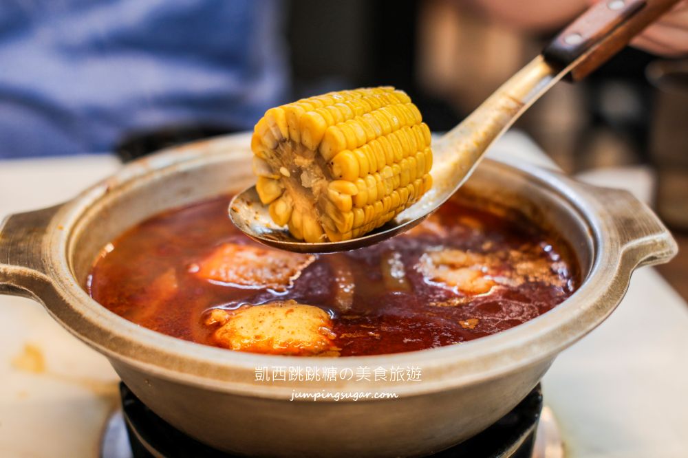 【淡水美食】烤大學 | 火鍋烤肉兩吃只要239元起 ! 免服務費(菜單價錢)
