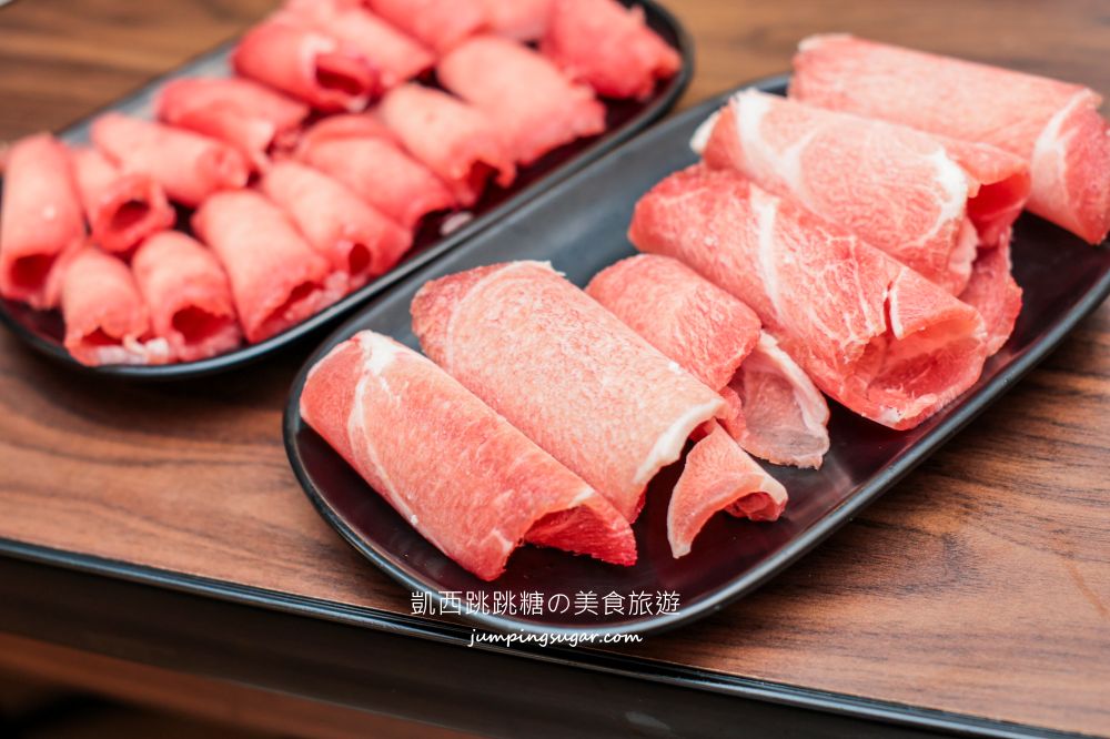 【淡水美食】烤大學 | 火鍋烤肉兩吃只要239元起 ! 免服務費(菜單價錢)