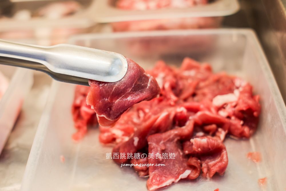 【淡水美食】烤大學 | 火鍋烤肉兩吃只要239元起 ! 免服務費(菜單價錢)