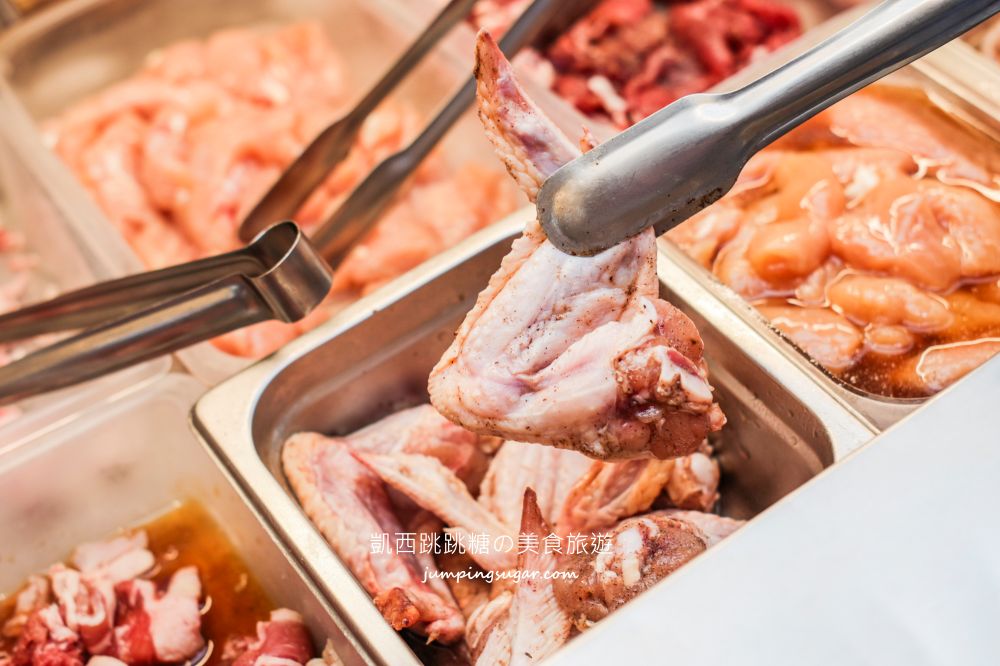 【淡水美食】烤大學 | 火鍋烤肉兩吃只要239元起 ! 免服務費(菜單價錢)
