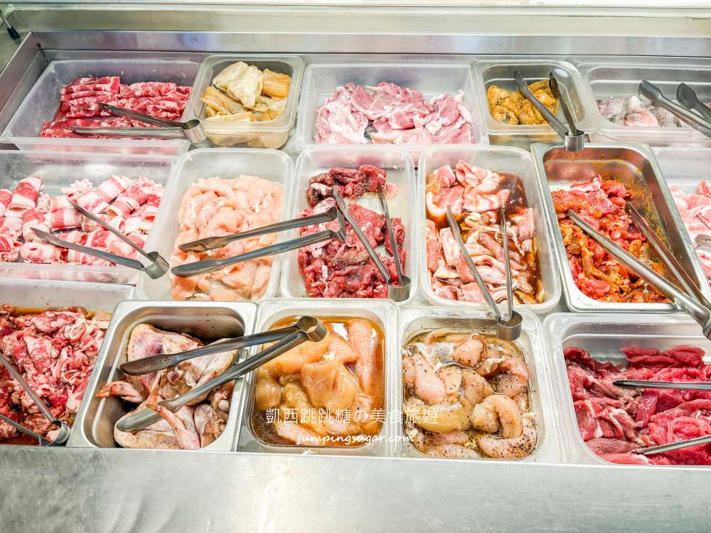 【淡水美食】烤大學 | 火鍋烤肉兩吃只要239元起 ! 免服務費(菜單價錢)