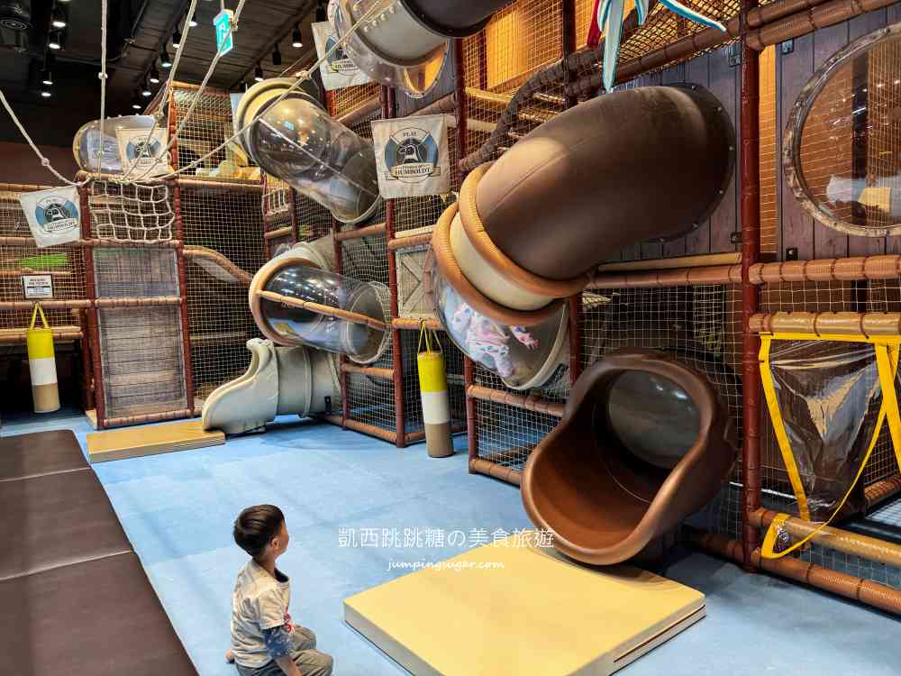 【首爾親子景點推薦】Zoolung Zoolung室內動物園，互動餵食太好玩