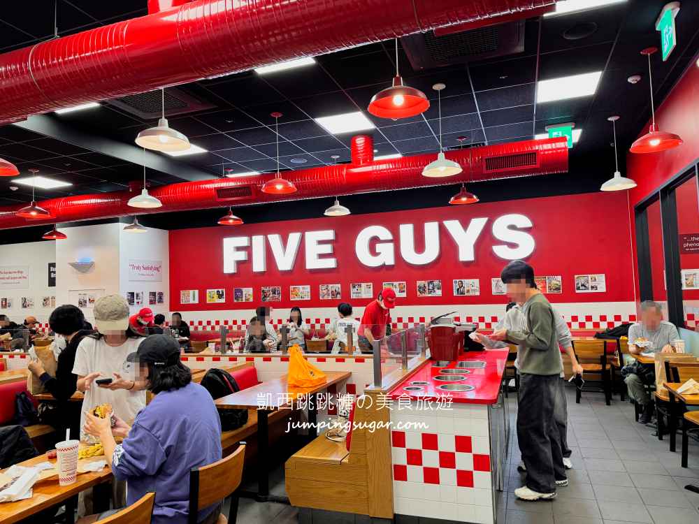 【首爾美食】Five Guys韓國必吃漢堡店！巨無霸份量+免費花生吃到飽(菜單價錢)