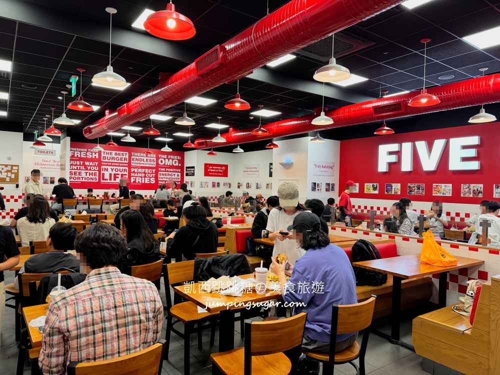 【首爾美食】Five Guys韓國必吃漢堡店！巨無霸份量+免費花生吃到飽(菜單價錢)