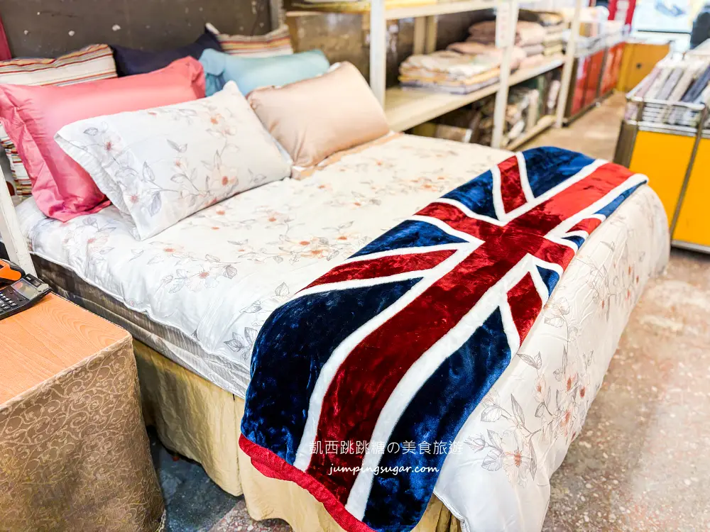 【東湖寢具特賣】倒數清倉！羊毛標章品牌結束代理，全面出清49元起！地址 : 台北內湖區東湖路141號(麥當勞旁)