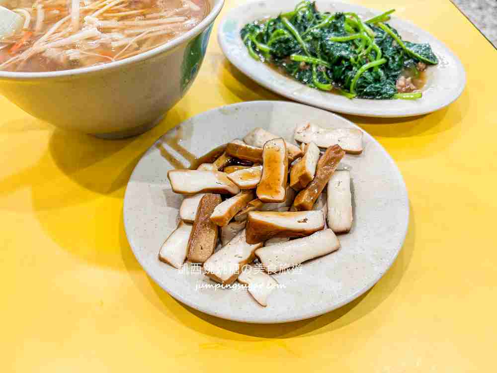【南港後山埤美食】北投洪記肉羹，一看就知道是老店 ! (菜單價錢)