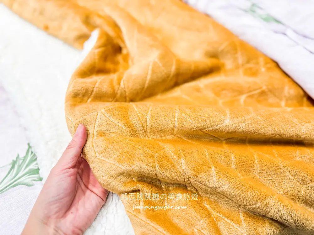 【三峽寢具廠拍】精選床包299、床墊590元、棉被990元 ! 枕頭毛毯買一送一! 快閃活動只到12/30~地址:三峽區民生街119號(三峽市場旁)