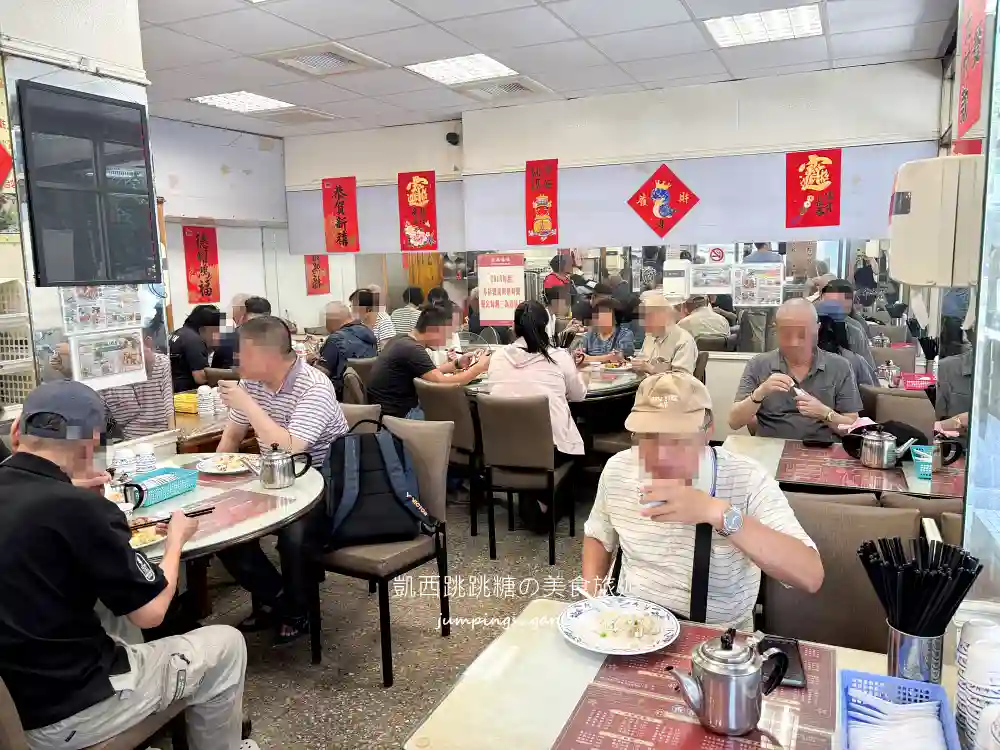 【台北麟光站美食】香濱燒臘 | 台北好吃便當推薦，必吃烤鴨叉燒(菜單價錢)
