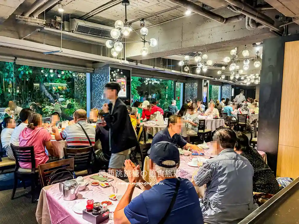 吉星港式飲茶，台北平價港式飲茶，必吃烤鴨三拼蘿蔔糕(菜單價錢)