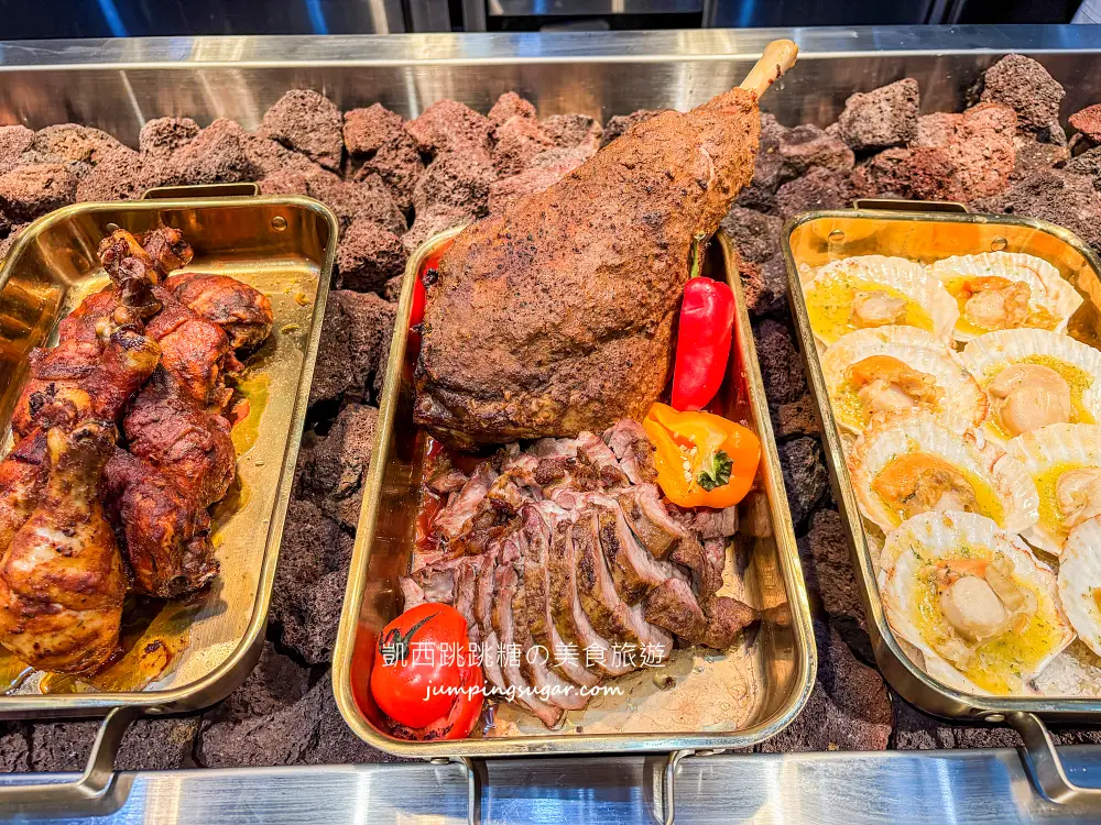 台北寒舍艾美酒店探索廚房~全新自助餐登場 ! 帝王蟹、龍蝦和牛任你吃 (菜單價錢)