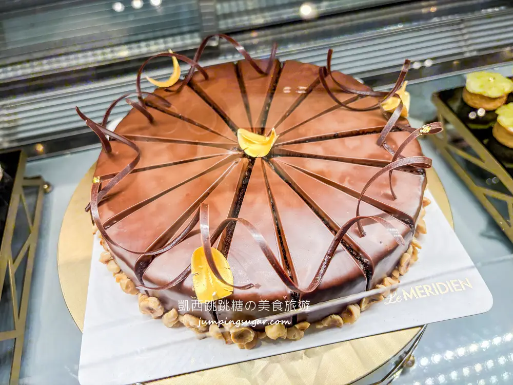 台北寒舍艾美酒店探索廚房~全新自助餐登場 ! 帝王蟹、龍蝦和牛任你吃 (菜單價錢)