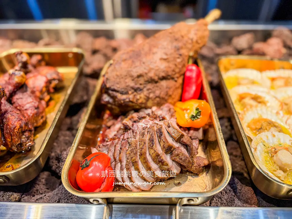 台北寒舍艾美酒店探索廚房~全新自助餐登場 ! 帝王蟹、龍蝦和牛任你吃 (菜單價錢)