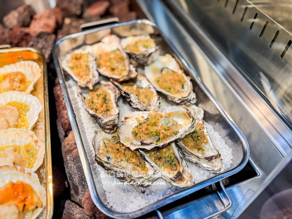 台北寒舍艾美酒店探索廚房~全新自助餐登場 ! 帝王蟹、龍蝦和牛任你吃 (菜單價錢)