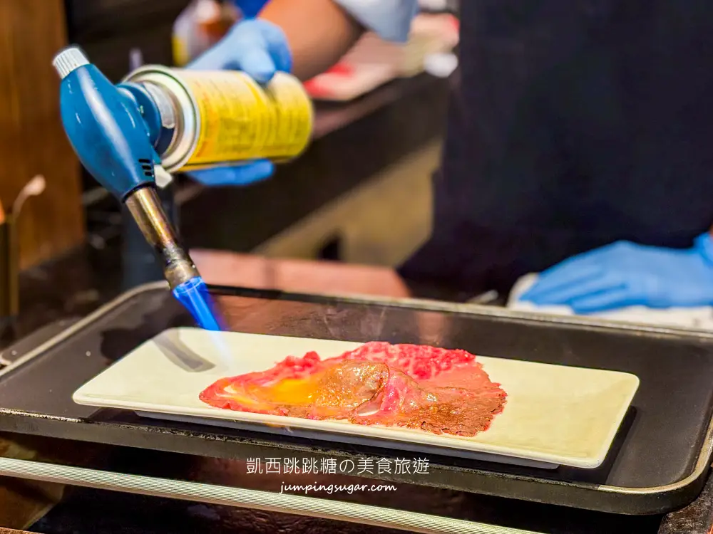 台北寒舍艾美酒店探索廚房~全新自助餐登場 ! 帝王蟹、龍蝦和牛任你吃 (菜單價錢)