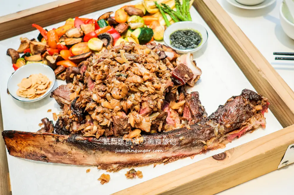 【南港車站美食】粵亮廣式料理，必吃推薦手工豆花、慢火戰斧牛 (菜單價錢)