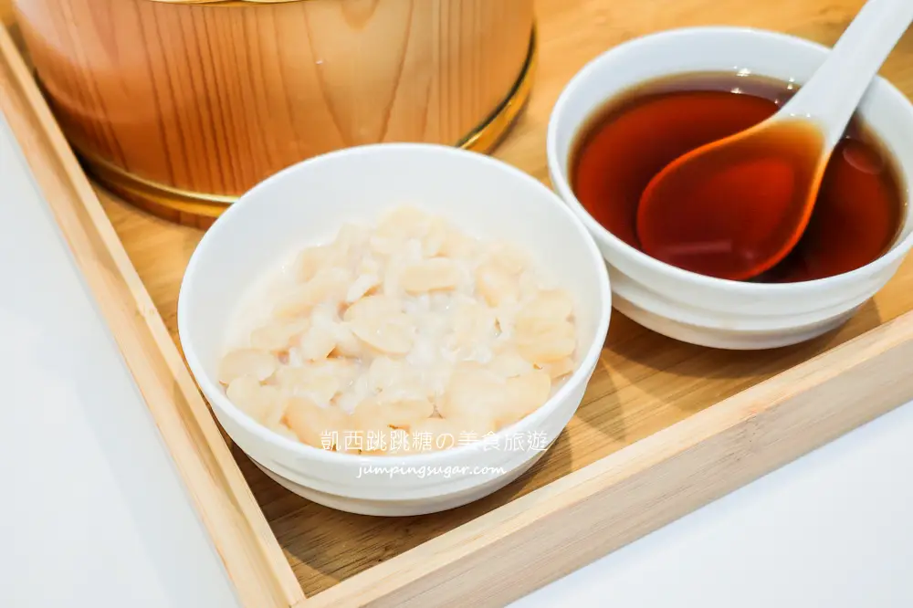 【南港車站美食】粵亮廣式料理，必吃推薦手工豆花、慢火戰斧牛 (菜單價錢)