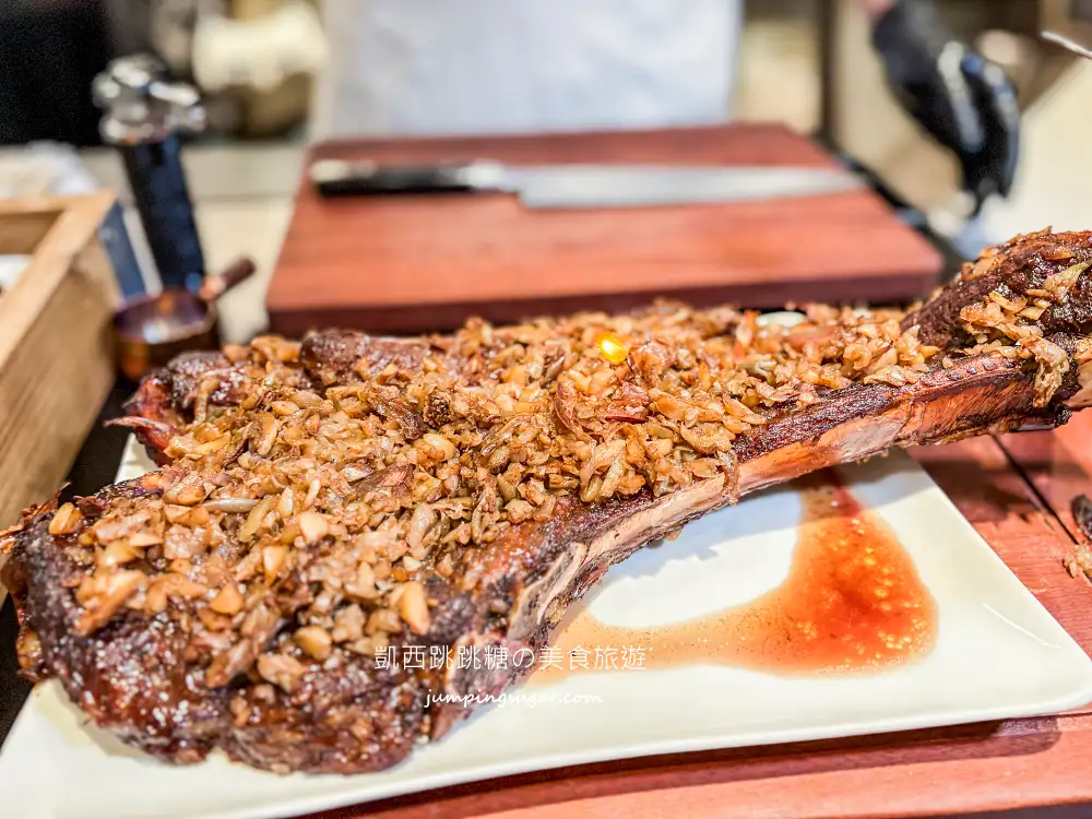 【南港車站美食】粵亮廣式料理，必吃推薦手工豆花、慢火戰斧牛 (菜單價錢)