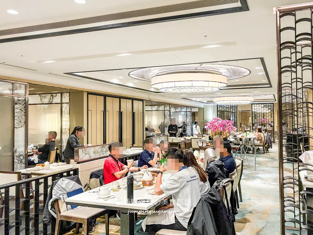 【南港車站美食】粵亮廣式料理，必吃推薦手工豆花、慢火戰斧牛 (菜單價錢)