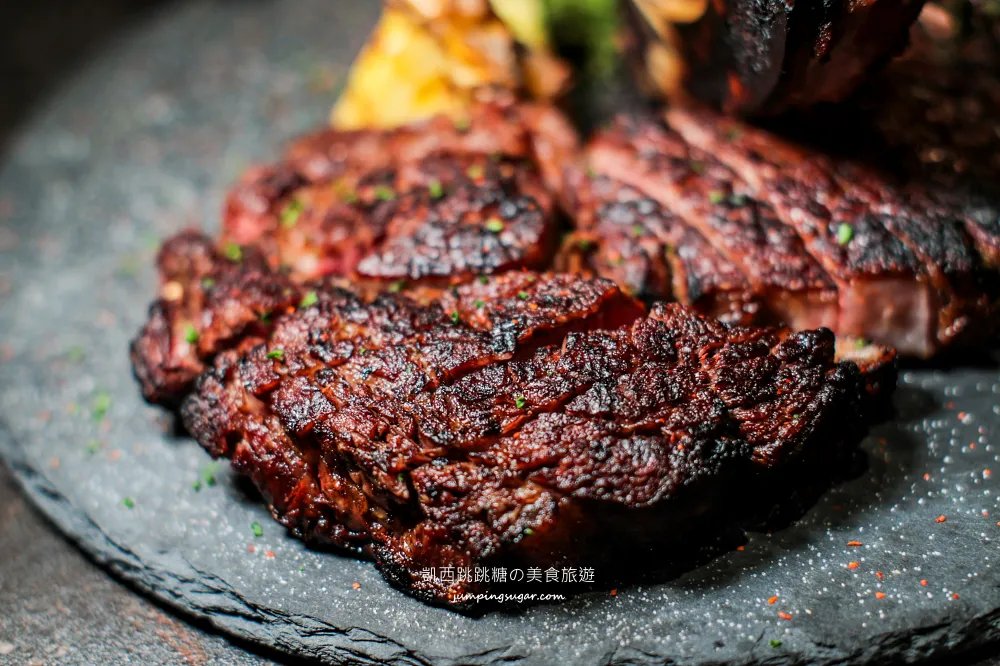 大直低調實力派！「天燒現代居酒屋」用細火與熟成，走出自己的料理節奏