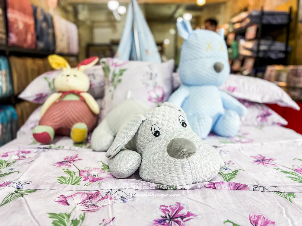 【新北蘆洲】限時快閃寢具廠拍~涼被枕頭買一送一! 毛毯特價349元、棉被990元 ! 只到4/13~地址:蘆洲中山一路40號(近徐匯中學站2號出口)