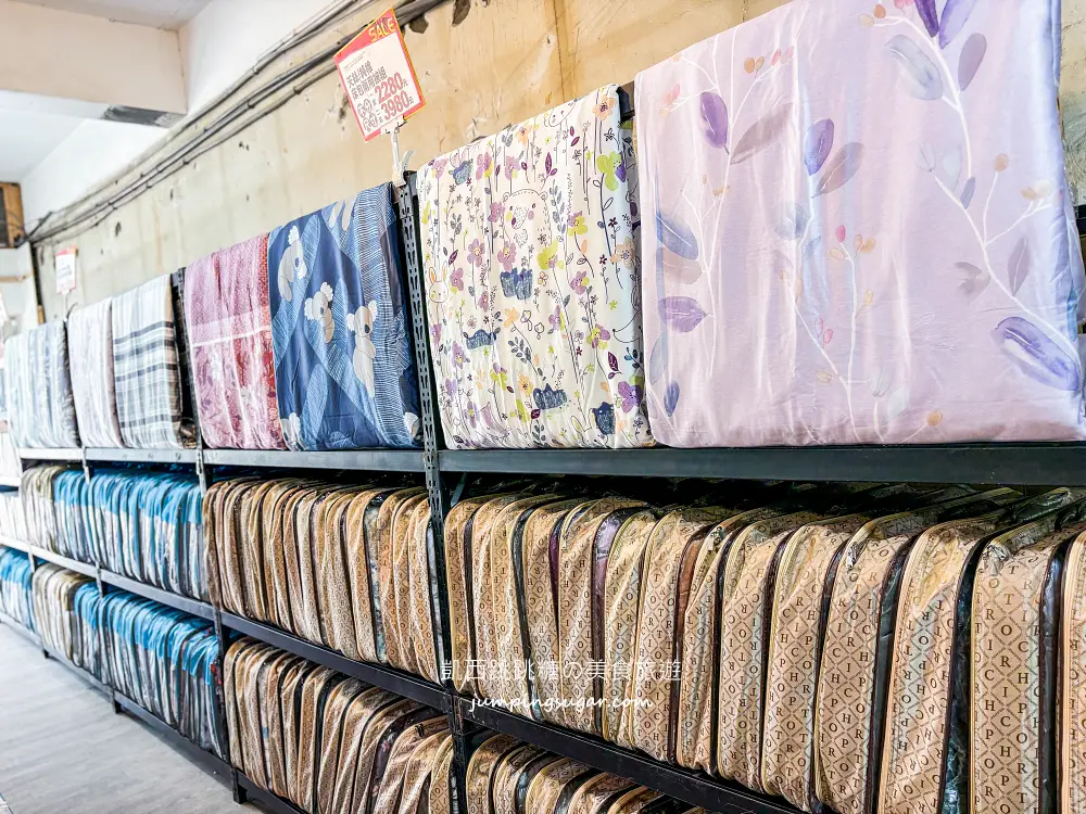 【新北蘆洲】限時快閃寢具廠拍~涼被枕頭買一送一! 毛毯特價349元、棉被990元 ! 只到4/13~地址:蘆洲中山一路40號(近徐匯中學站2號出口)