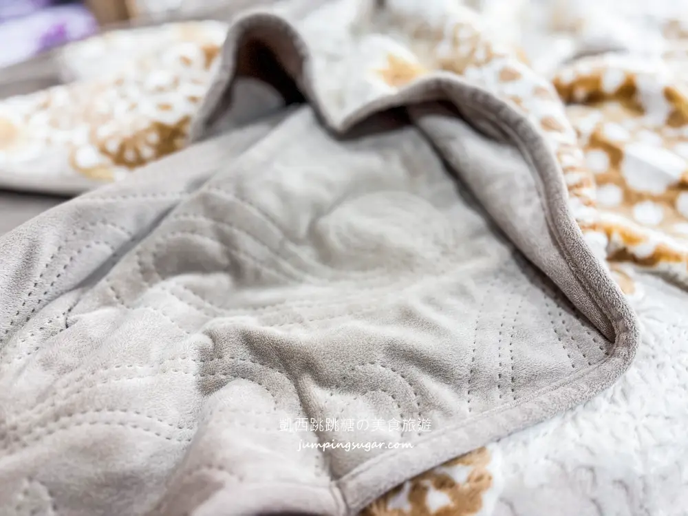 【新北蘆洲】限時快閃寢具廠拍~涼被枕頭買一送一! 毛毯特價349元、棉被990元 ! 只到4/13~地址:蘆洲中山一路40號(近徐匯中學站2號出口)