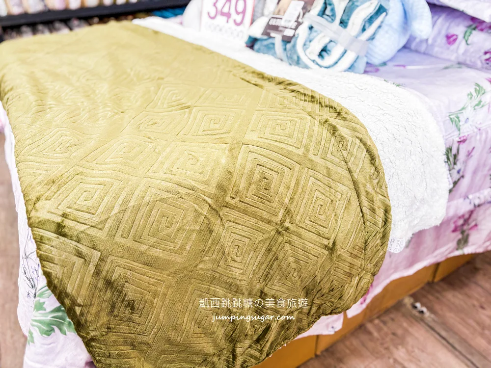 【新北蘆洲】限時快閃寢具廠拍~涼被枕頭買一送一! 毛毯特價349元、棉被990元 ! 只到4/13~地址:蘆洲中山一路40號(近徐匯中學站2號出口)