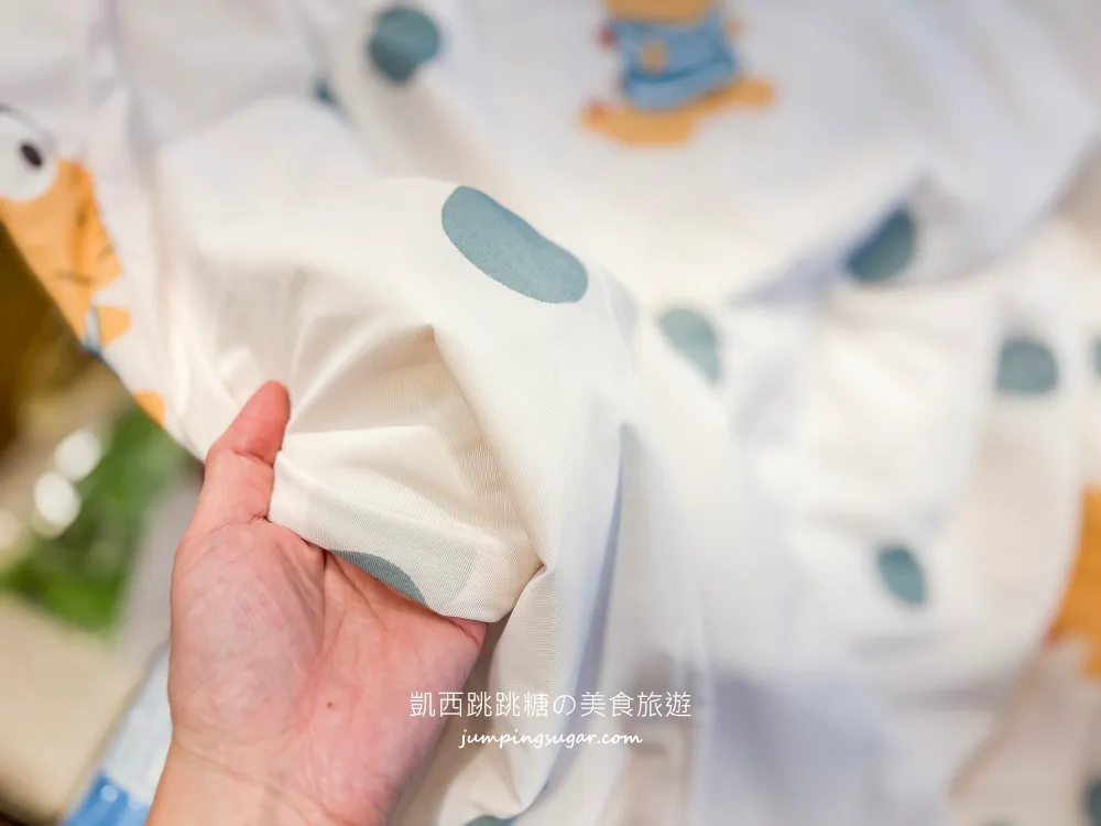 最後一個月！天絲被、枕頭買一送一，高級寢具直接半價帶回家! 地址：台北市大安路一段49號(捷運忠孝復興站地下街14號出口)