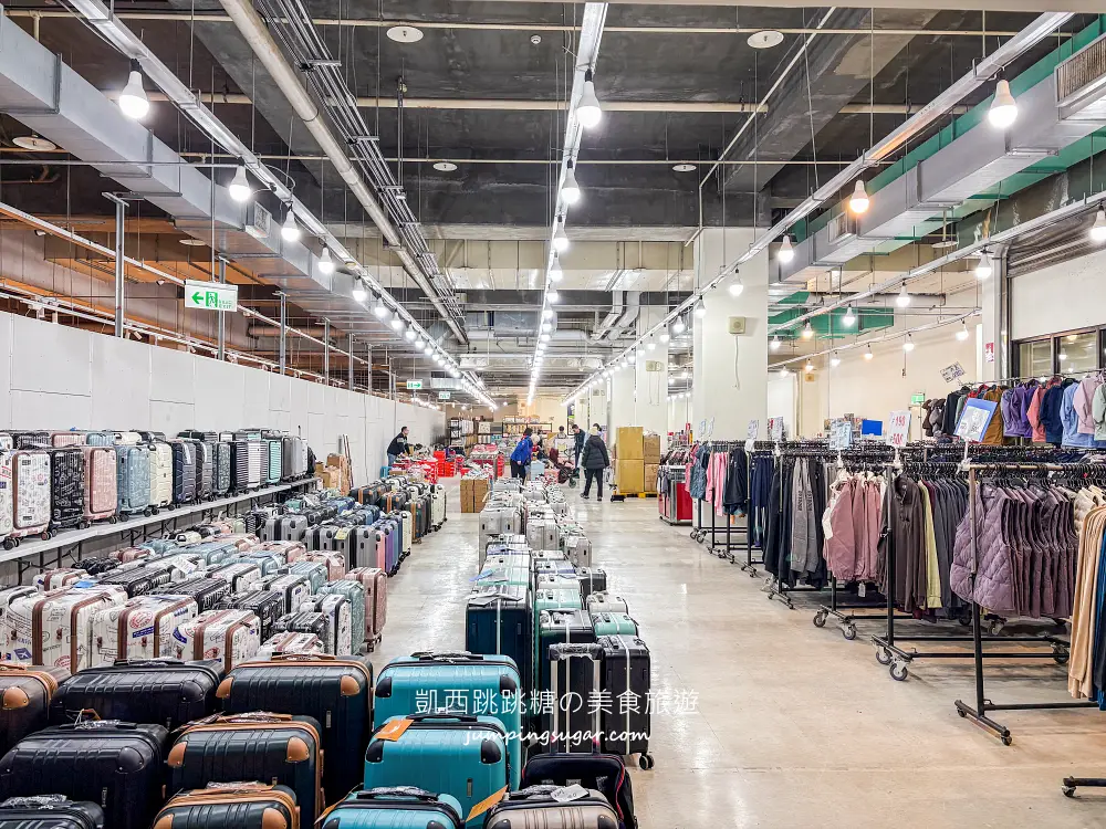 【林口寢具廠拍】只到2/10~枕頭兩個490元! 毛毯特價349元、棉被990元 ! 地址:林口區文化二路一段559號(宜得利旁) 【林口寢具廠拍】只到2/10~枕頭兩個490元! 毛毯特價349元、棉被990元 ! 地址:林口區文化二路一段559號(宜得利旁)