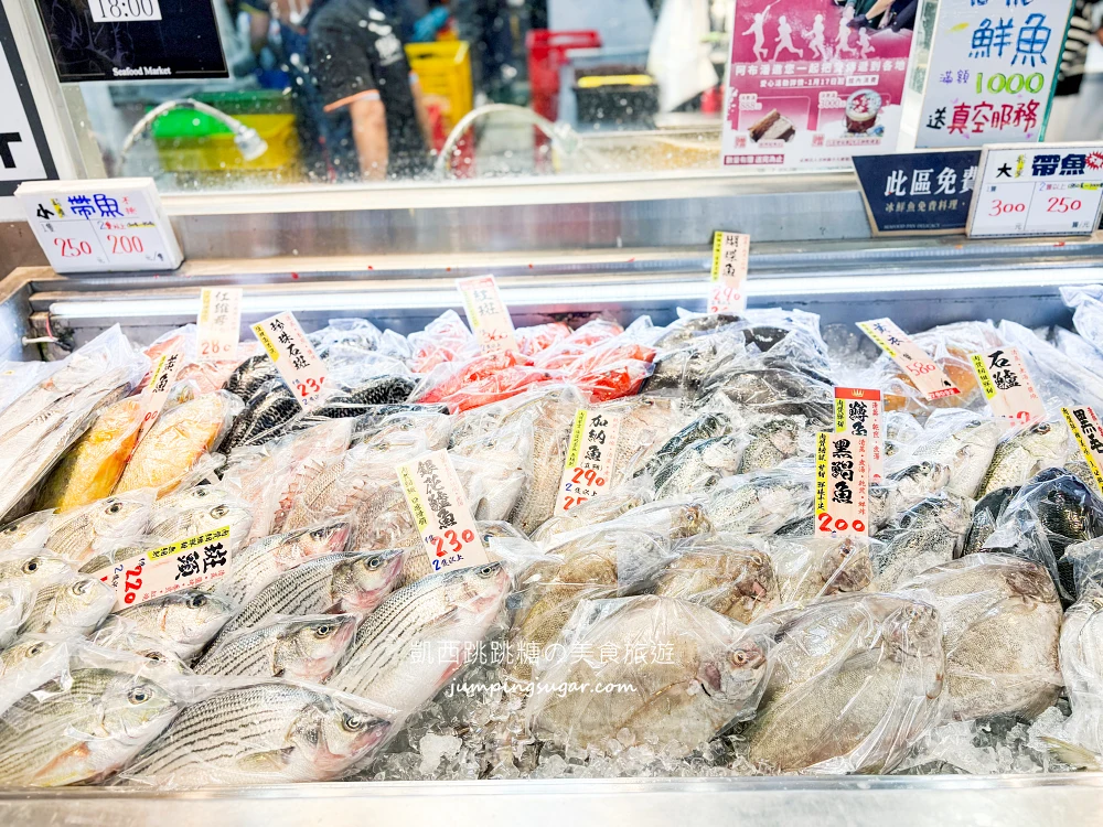 台中最狂海鮮市場！【阿布潘水產】龍蝦帝王蟹超划算!免費代客料理、當季新菜一次看