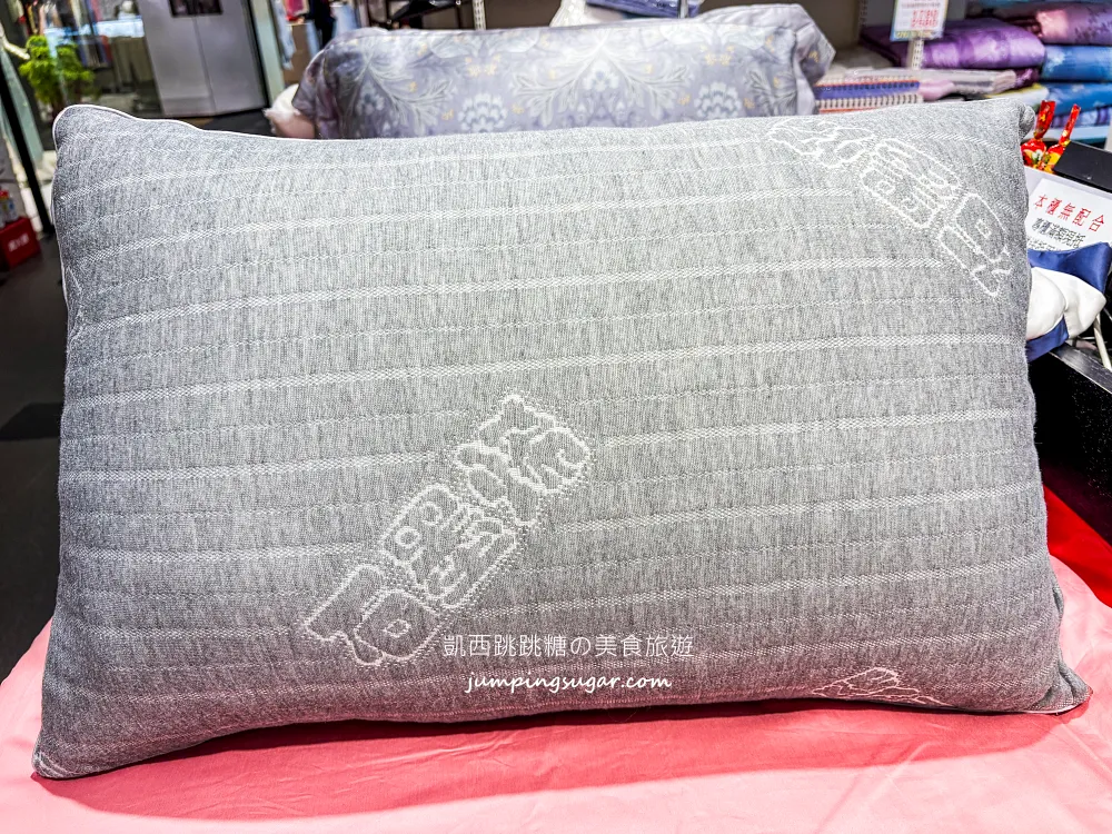 【台北福華大飯店2樓】最後改裝出清一件不留 ! 只到4/26~飯店寢具49元起 ! 枕頭399 ! 地址 : 台北市大安區仁愛路三段160號2樓